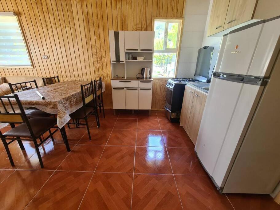 Cabana En Bahia Murta, Equipada Para 4 Personas Bagian luar foto